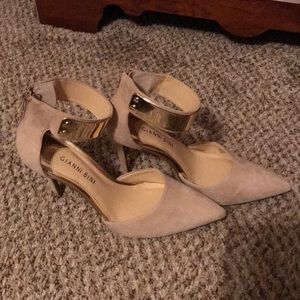 Size 9 Gianni Bini heels